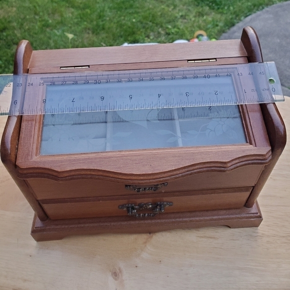 Made to look Vintage Wooden Jewellery Organiser Trinket Box Made In Taiwan. - Picture 6 of 13